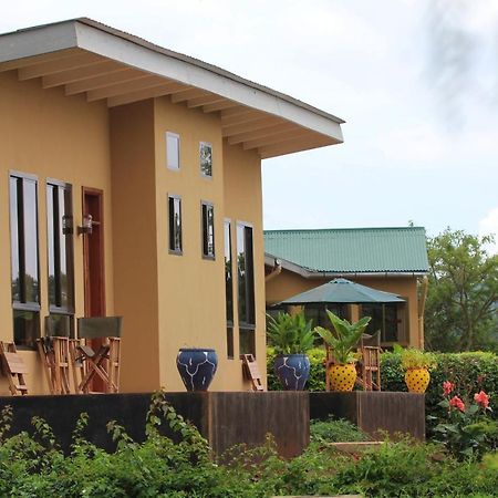 Tanzanice Farm Lodge 卡拉图 外观 照片